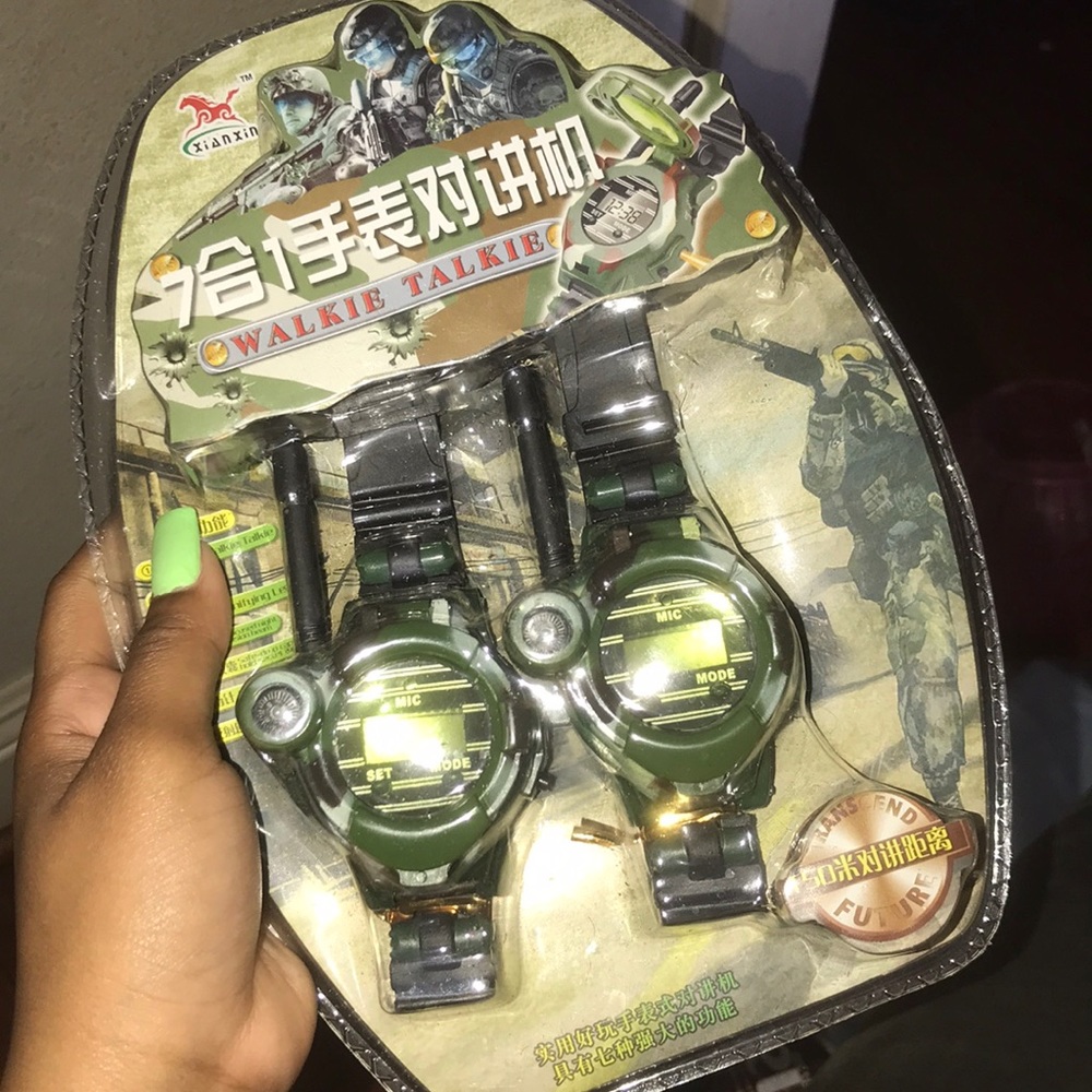 walkie talkie watches